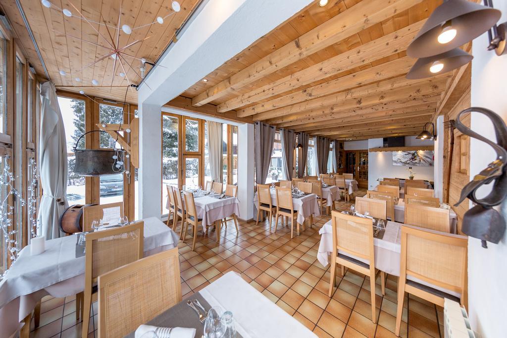 Logis Hotel Gai Soleil Samoëns Exterior foto